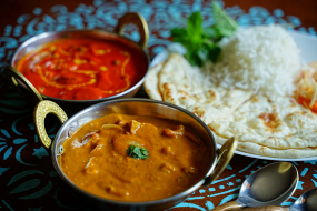 4 Zestawy  lunchowe Mięsne  lub wegetarianskie  (cena 29 zł + 1 zł opakowanie) / za zestaw