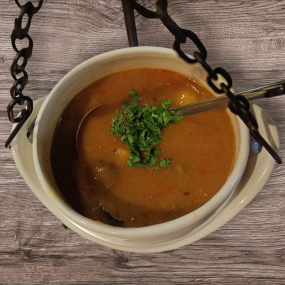 Gulaszowa z wołowiną na ostro 1000ml