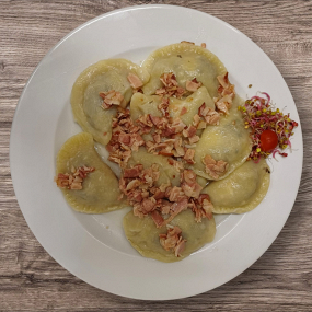 Pierogi domowe z kapustą i grzybami 8 szt.