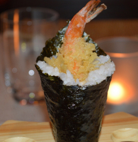 T74. Tempura Temaki 2pz