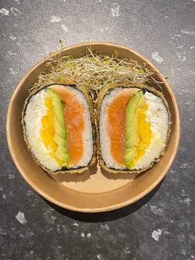 Sushi Burger z łososiem