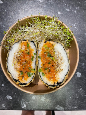 Sushi Burger z tatarem z łososia