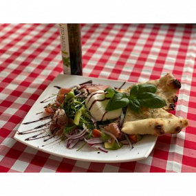 Insalata con Burrata