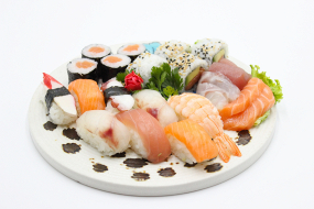202-Sushi Sashimi Misto(22pz)