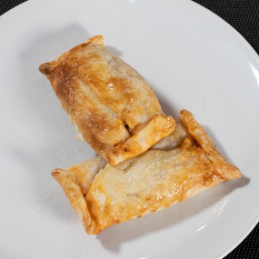 Empanada de chorizo criollo