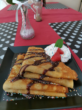 Palacsinta (lekváros, kakaós, mogyorókrémes)