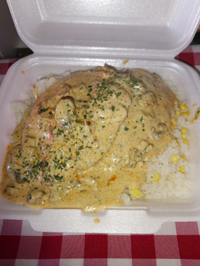 Tejszínes gombás csirkemell