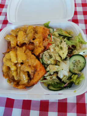 Hawaii csirkemell (ananásszal és vörös cheddar sajttal pirítva)