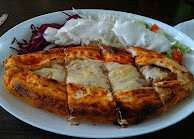 43. Kiymali Peynirli Pide