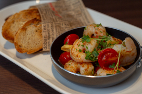 Serpenyős rák pirítóssal