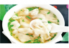 鲜虾馄饨汤 xiān xiā hún tún tāng 4 Stück