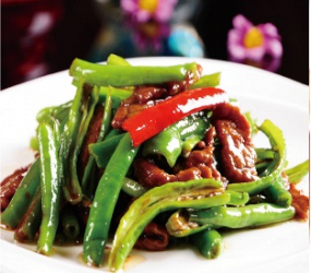 尖椒牛肉 jian jiāo niú ròu