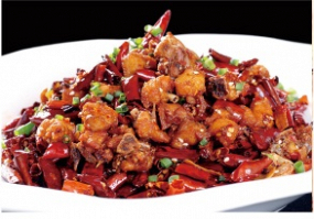 辣子鸡 là zǐ jī