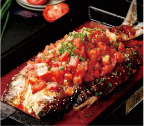 茄汁烤鱼 qié zhī kǎo yú