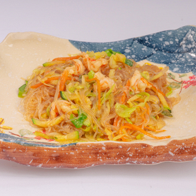 P17- Spaghetti di soia con gamberi e verdure