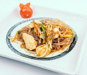 161.Spaghetti  di Soia con Pollo e Verdure