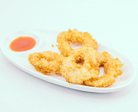 195.Anelli di Calamari in Tempura con Salsa