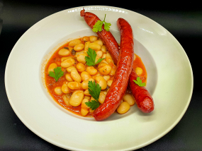 Iahnie de fasole cu carnati de porc semi-afumati 300/120g