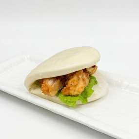 80. Bao con Gambero Fritto Insalata Mayo Spicy 🌶️