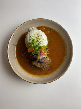 Hovězí pečeně po cikánsku, jasmínová rýže