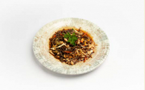 59. SPAGHETTI DI SOBA CON VERDURE E CARNE MISTA 什锦肉 SOBA 面