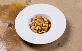 130. POLLO ALLE MANDORLE 杏仁鸡