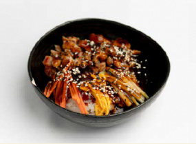 164. HOYAKO DON 鸡 肉 盖 饭