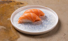 192. NIGIRI SALMONE 