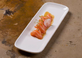 300. CARPACCIO DI SALMONE 