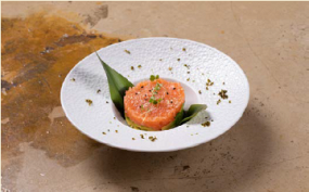 320. TARTAR DI SALMONE