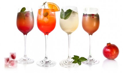 GETRÄNKE DES HAUSES - NATÜRLICH SELBSTGEMACHT HOMEMADE BEVERAGES