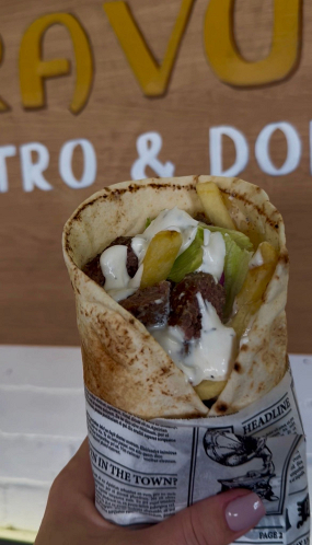 Kebab de Vită la Lipie