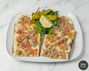 29. Lammfleisch Pide