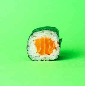 Maki Salmone