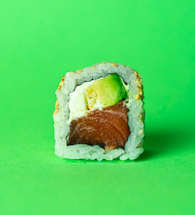 CHEESE SALMON ROLL