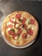 Pizza Salame con Basilico