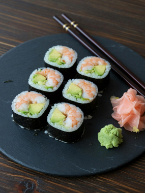 M5. Ebi Maki