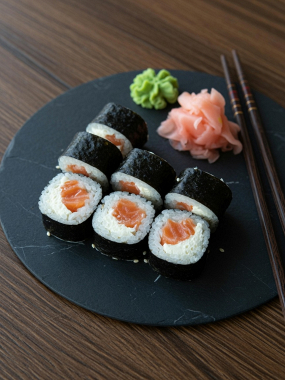 M10. Philadelphia Maki 