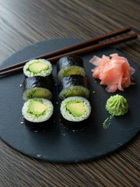 M21. Avocado Maki