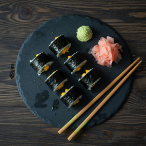 M32. Mango Maki  