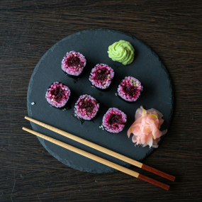 M37. Rote Beete Maki  