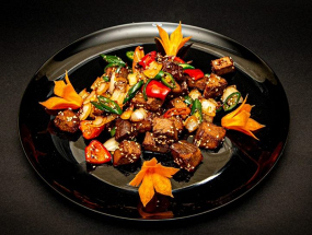 VITĂ IUTE AMORȚITĂ / NUMB SPICED BEEF