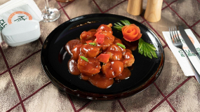 CREVEȚI ÎN SOS ACRU DULCE / SHRIMPS IN SWEET AND SOUR SAUCE