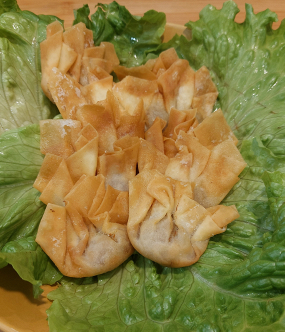 Wanton fritti di gamberi o in brodo (10pz) wanton with shrimps (fried or with broth)