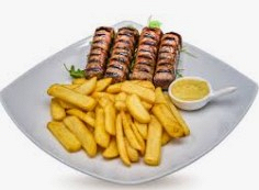  MITITEI CU CARTOFI PRAJITI/GRILLED MEAT ROLLS,FRENCH FRIES AND MUSTARD   200g/150g